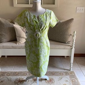 Jessica Howard Size 10 Petite Spring Green Toile Like Floral Print Dress